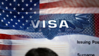 google-si-apple-avertizeaza-angajatii-cu-viza-sa-evite-calatoriile-internationale.-care-este-motivul