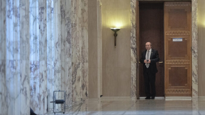 tudorel-toader:-presedintele-a-facut-o-declaratie-politica-fara-nicio-finalitate-juridica