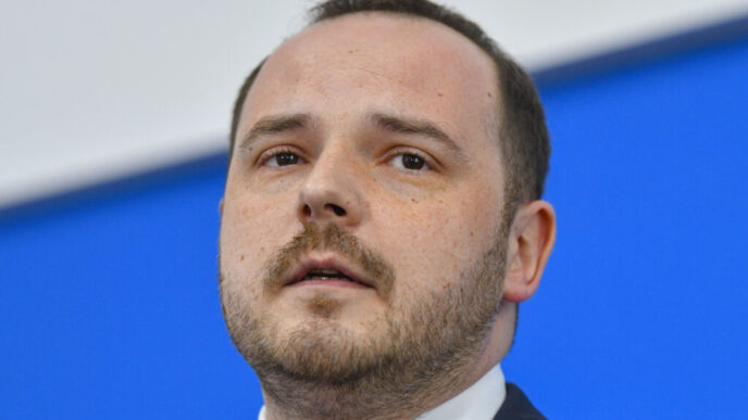 rogobete-anunta-inasprirea-controalelor-la-concediile-medicale