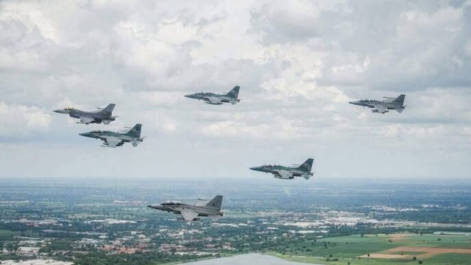 cambodgia-raporteaza-atacuri-aeriene-thailandeze-in-timp-ce-cele-doua-tari-poarta-discutii-de-pace