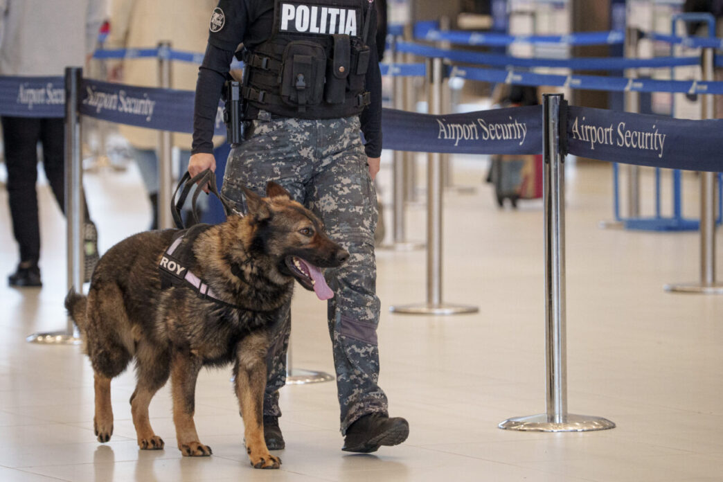 avantajele-intrarii-romaniei-in-schengen,-la-un-an-de-la-aderare.-urmeaza-sa-fie-publicat-raportul-final-de-evaluare