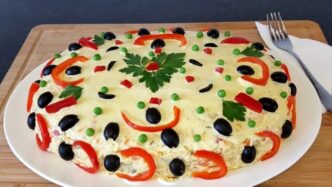 ce-nu-trebuie-sa-lipseasca-din-salata-de-boeuf.-ingredientul-secret-al-gospodinelor