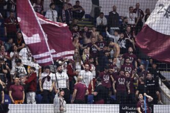 galeria-rapidului-a-luat-decizia-inainte-de-reluarea-superligii!-primul-meci-la-care-ultrasii-vor-merge-dupa-revelion