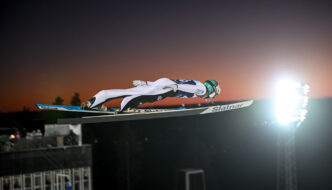 lider-incontestabil.-prevc-a-castigat-etapa-de-anul-nou-si-pare-imbatabil-in-lupta-pentru-vulturul-de-aur-de-la-cele-4-trambuline