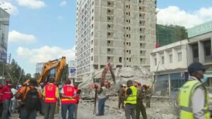 un-bloc-de-16-etaje,-aflat-in-constructie,-s-a-prabusit-in-nairobi