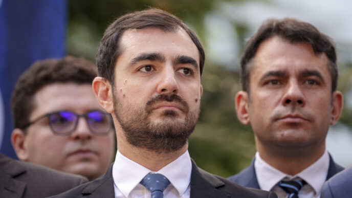 claudiu-nasui,-usr:-adevarul-e-ca-guvernului-bolojan-nu-i-a-pasat-nici-de-firme-nici-de-oameni