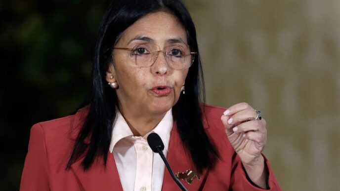 cine-conduce-venezuela-dupa-capturarea-lui-nicolas-maduro.-femeia-care-ia-deciziile-cheie-acum