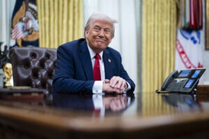 trump,-criticat-pentru-ca-si-a-incalcat-promisiunea-de-anul-nou
