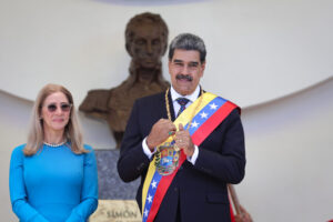 maduro-a-transferat-113-tone-de-aur-in-elvetia-din-rezervele-venezuelei