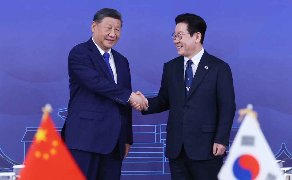 liderul-sud-coreean-i-a-cerut-lui-xi-jinping-sa-fie-mediator-in-problemele-legate-de-coreea-de-nord