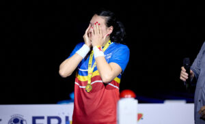 cristina-neagu,-lacrimi-si-durere-in-noul-an:-„s-a-transformat-in-infinit”