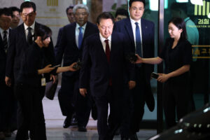 procurorii-cer-pedeapsa-capitala-pentru-yoon-suk-yeol:-de-ce-este-acuzat-fostul-presedinte-sud-coreean