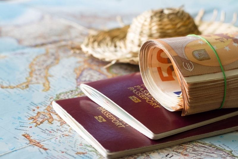 reguli-mai-dure-pentru-turisti-intr-o-destinatie-preferata-de-romani:-va-trebui-sa-dovedesti-ca-ai-bani-la-intrare