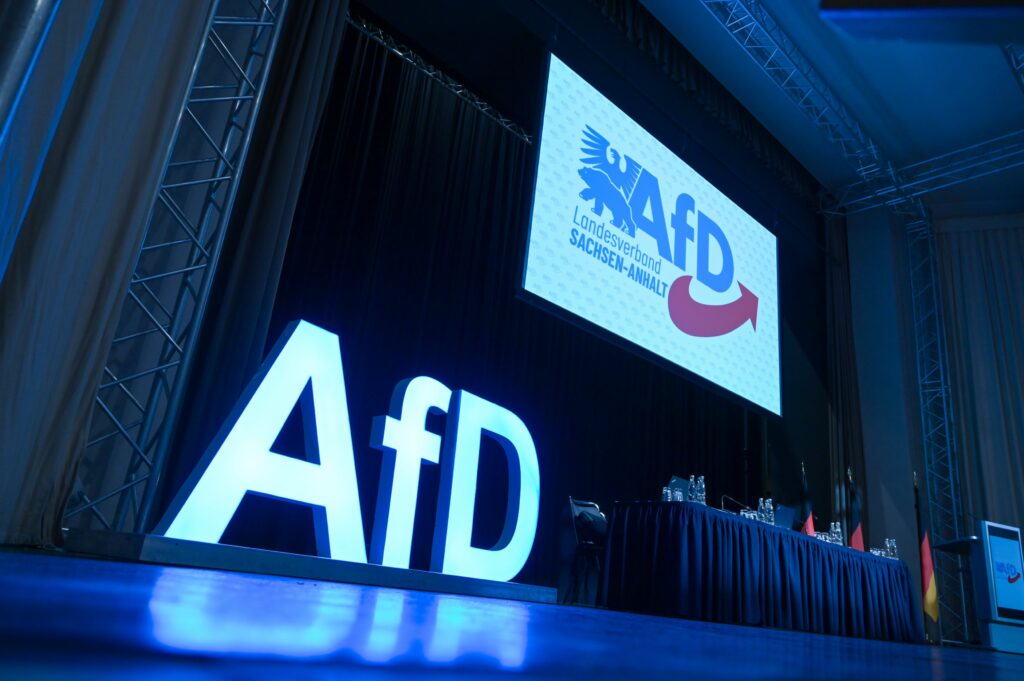 afd-incepe-sa-se-distanteze-de-trump,-pe-fondul-reactiilor-negative-din-germania
