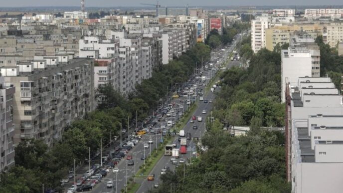 cele-mai-urate-bulevarde-si-strazi-din-capitala,-conform-bucurestenilor.-„trist-cat-potential-s-a-aruncat-la-gunoi”