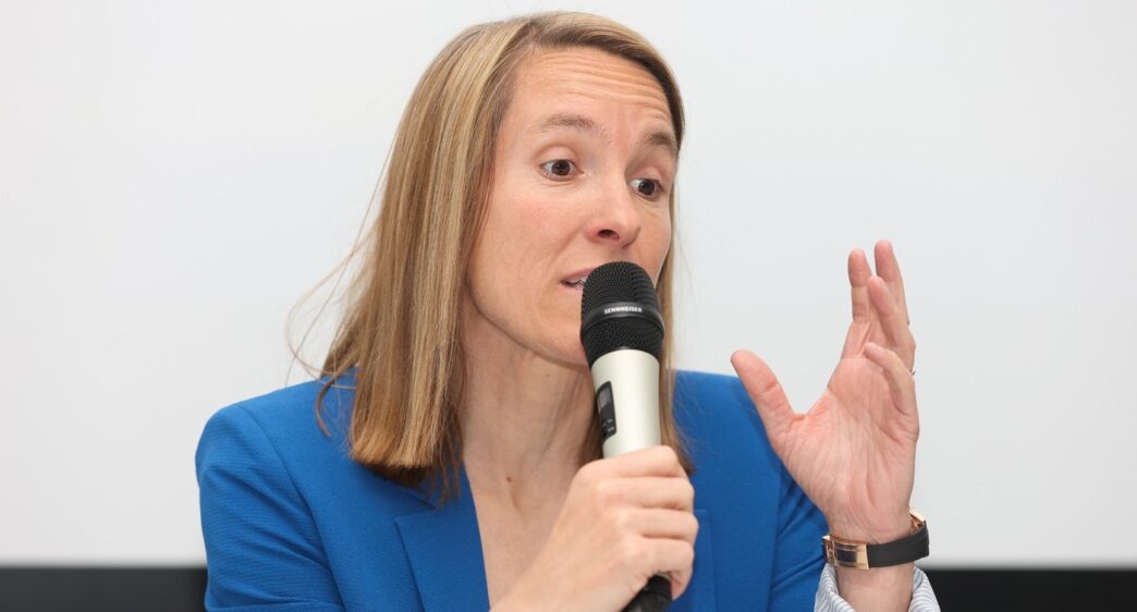 justine-henin-a-vazut-ce-a-patit-simona-halep-si-n-a-ramas-indiferenta:-e-trist