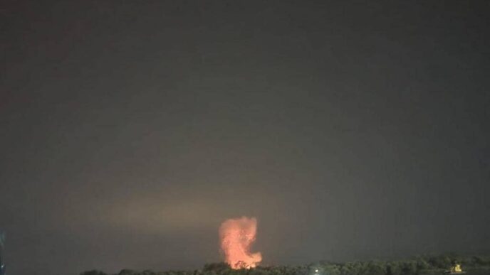 drona-cazuta-intr-o-curte-din-tanasoaia,-vrancea.-mapn-transmite:-„nu-au-fost-inregistrate-patrunderi-neautorizate-in-spatiul-aerian-national”