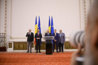 sedinta-tensionata-a-coalitiei:-guvernul-isi-asuma-raspunderea-pe-reforma-administratiei-si-relansarea-economica.-discutii-aprinse-pe-bugetul-pe-2026-–-surse