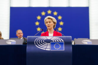 ursula-von-der-leyen-spune-ca-ue-este-pregatita-sa-riposteze-la-tarifele-lui-trump-privind-groenlanda
