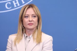 culisele-reuniunii-de-la-bruxelles:-giorgia-meloni-le-a-spus-liderilor-ue-ca-lupta-impotriva-lui-trump-este-o-idee-proasta