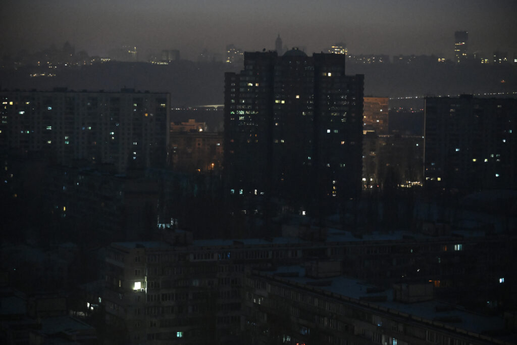 atacul-rusesc-asupra-kievului-a-lasat-1.330-de-cladiri-fara-incalzire,-afirma-primarul