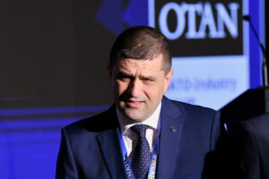 ministrul-apararii:-nu-exista-notificari-privind-suplimentarea-trupelor-sua-in-romania.-rotatiile-continua,-cu-accent-pe-profesionalizare