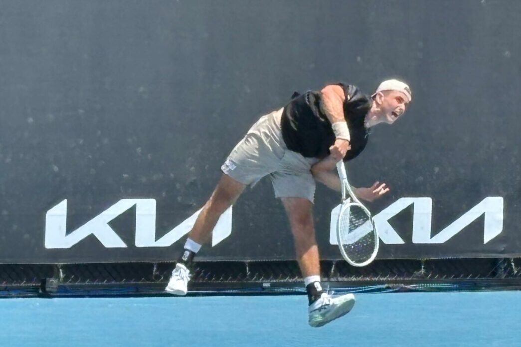 cine-este-matei-todoran,-noul-fenomen-din-tenisul-masculin-romanesc!-este-mentorat-de-fostul-antrenor-al-lui-roger-federer