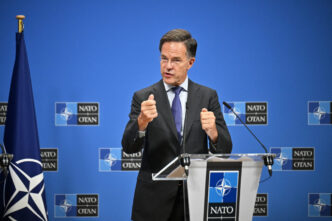 rutte-respinge-ideea-unei-armate-europene-separate-de-nato:-continuati-sa-visati