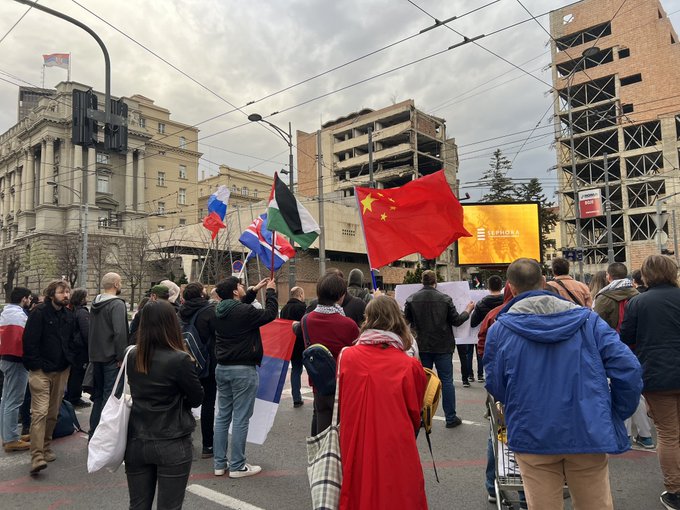 traficul-cu-automarfare-de-la-frontiera-cu-serbia,-perturbat-de-proteste