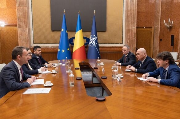 bolojan-si-nazare-s-au-intalnit-cu-cea-mai-mare-agentie-de-rating-din-lume.-ce-au-discutat-despre-reforma-administrativa