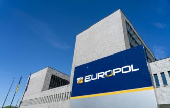 europol-avertizeaza:-niveluri-record-al-traficului-cu-cocaina-in-europa-/-retelele-de-trafic-folosesc-submarine-artizanale-si-sunt-tot-mai-sofisticate
