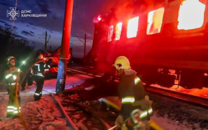zelenski-condamna-atacul-cu-drone-asupra-unui-tren-de-pasageri-in-regiunea-harkov