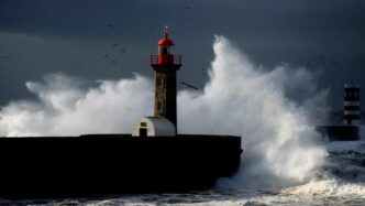 furtuna-kristin-face-ravagii-in-portugalia:-doi-morti-si-sute-de-mii-de-oameni-fara-curent