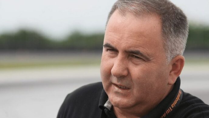 declaratia-unuia-dintre-supravietuitorii-accidentului-din-timis,-contrazisa-de-expert.-titi-aur-explica-de-ce-nu-ar-fi-putut-sistemul-lane-assist-sa-provoace-impactul