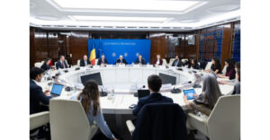 bolojan,-intrebat-de-investitori-despre-perspective:-din-primavara-anului-viitor,-mandatul-de-prim-ministru-va-fi-preluat-de-psd