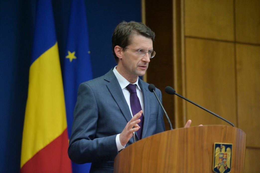 purtatorul-de-cuvant-al-bnr-spune-ca-guvernul-nu-trebuie-sa-mai-introduca-taxe-noi,-masurile-actuale-sunt-suficiente-pentru-reducerea-deficitului
