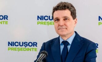 cel-mai-scump-cadou-primit-de-nicusor-dan-de-cand-este-presedinte-valoreaza-mii-de-euro.-cine-i-l-a-oferit-sefului-statului