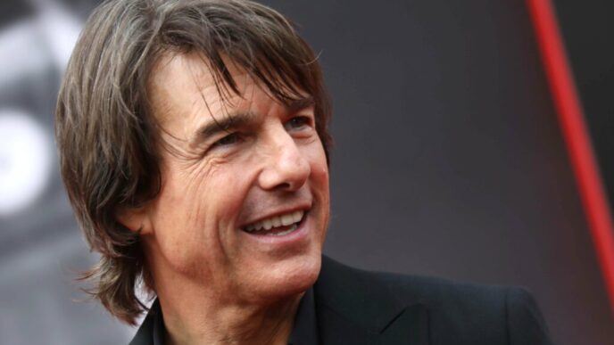 va-fi-unul-dintre-cele-mai-sigure-orase-din-europa:-sarah-knafo-il-invita-pe-tom-cruise-la-paris