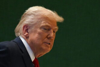 trump-sustine-ca-putin-si-a-respectat-cuvantul,-in-ciuda-atacului-masiv-asupra-kievului