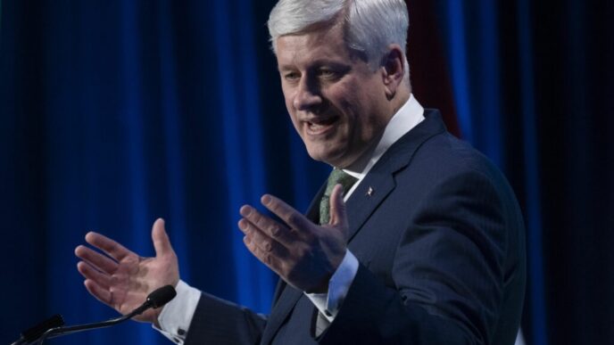 fostul-premier-al-canadei:-tara-trebuie-sa-fie-pregatita-sa-faca-orice-sacrificu-necesar-pentru-a-si-proteja-independenta-fata-de-sua