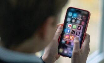 dupa-franta-si-spania,-germania-anunta-ca-vrea-sa-interzica-retelele-sociale-sub-16-ani-si-sa-impuna-verificarea-varstei