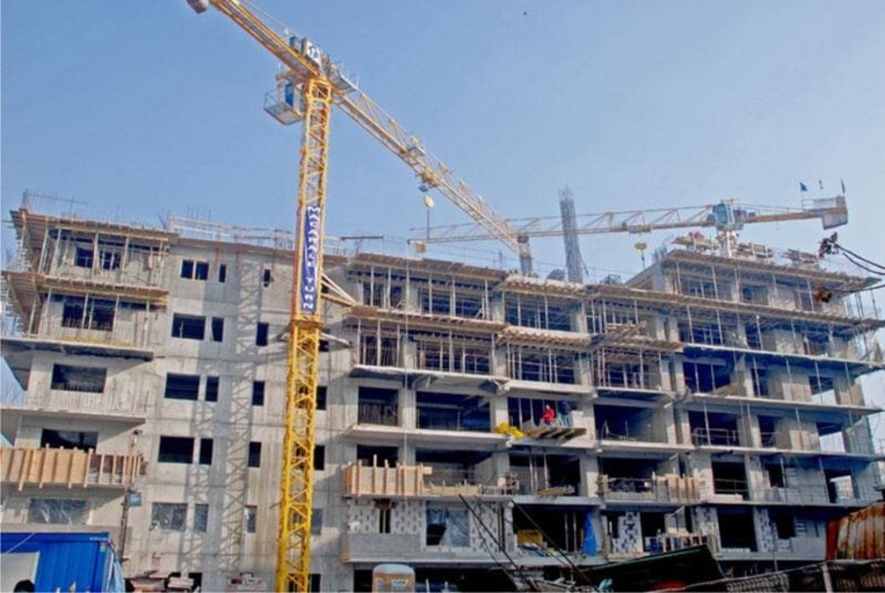 scandalul-blocului-din-craiova-care-incurca-radarul-de-la-carcea.-dezvoltatorul-spune-ca-a-obtinut-avizul-mapn-dupa-modificarea-proiectului