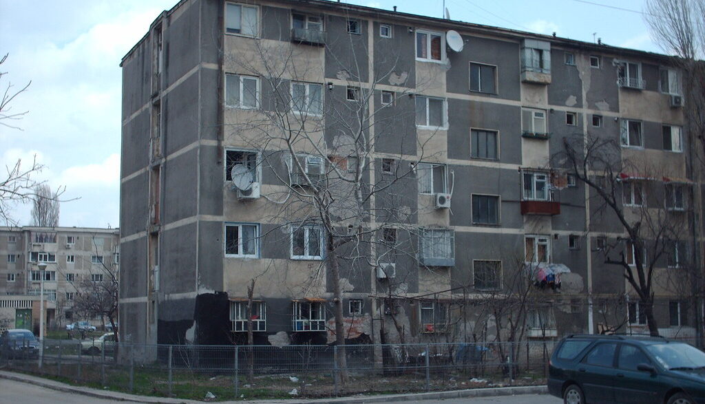 reguli-noi-pentru-proprietarii-de-la-bloc.-cine-poate-primi-o-suma-de-bani