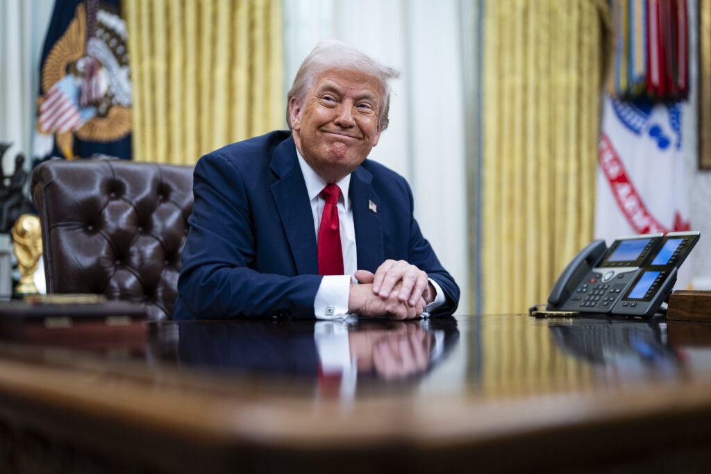 ce-ar-mai-vrea-trump-sa-redenumeasca-dupa-el:-penn-station-si-aeroportul-dulles-intra-in-discutie