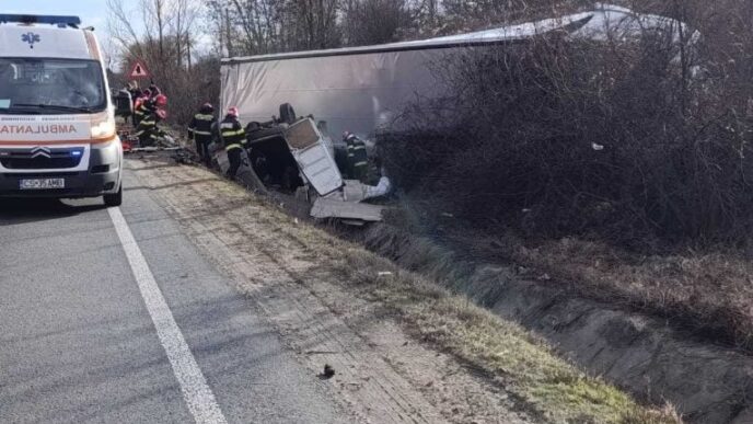 accident-grav-pe-soseaua-pe-care-au-murit-suporterii-paok-trei-oameni-au-murit.-in-coliziune-au-fost-implicate-mai-multe-vehicule