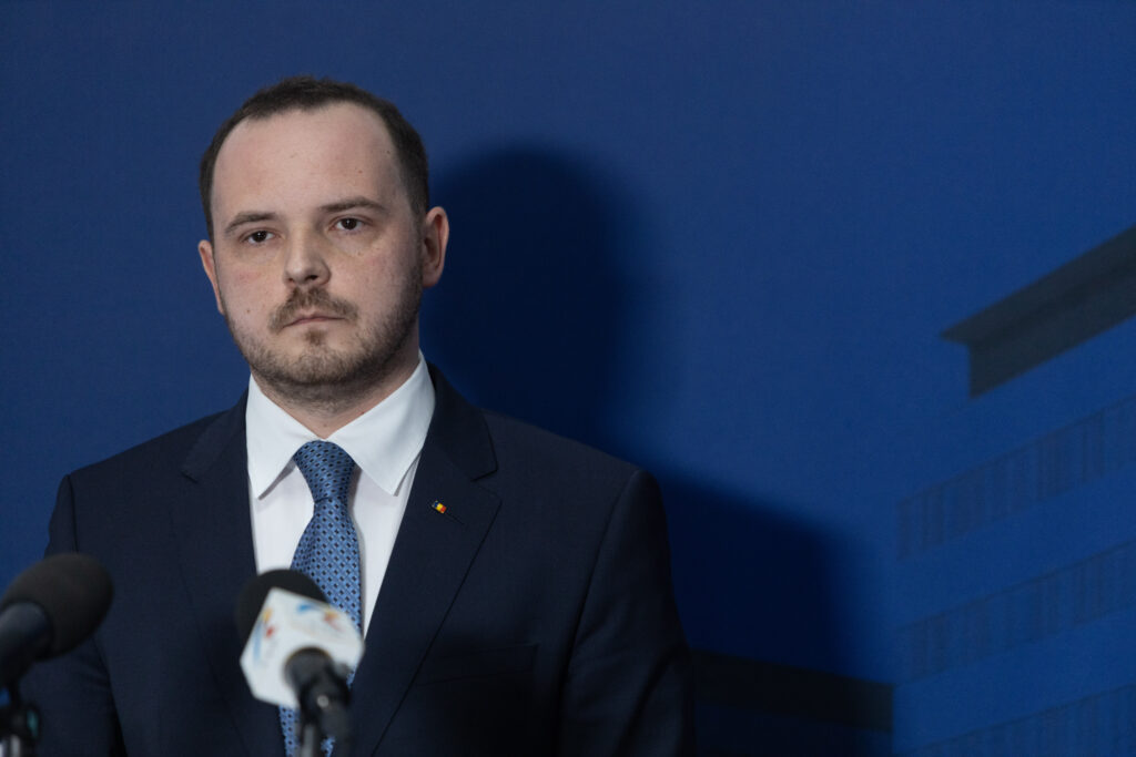 rogobete:-concediile-medicale-fictive-sunt-o-forma-de-fraudare-si-de-capusare-a-sistemului