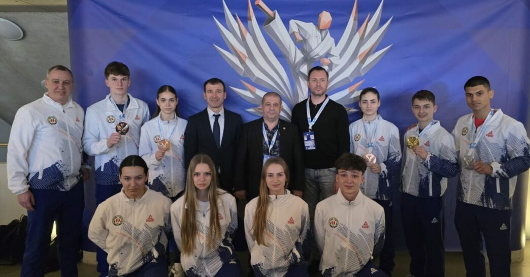aur-european-pe-banii-parintilor!-povestea-nestiuta-a-medaliilor-romaniei-la-ce-de-karate-ekf.-de-la-limassol:-nu-au-reusit-sa-suporte-costurile