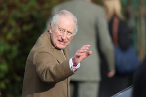 presiune-fara-precedent-asupra-familiei-regale.-regele-charles-ia-pozitie-in-scandalul-epstein-dupa-noile-acuzatii-care-i-se-aduc-fratelui-sau-andrew