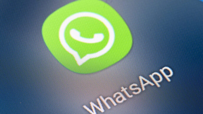 rusia-incearca-sa-blocheze-complet-whatsapp-si-sa-directioneze-utilizatorii-catre-o-aplicatie-de-stat