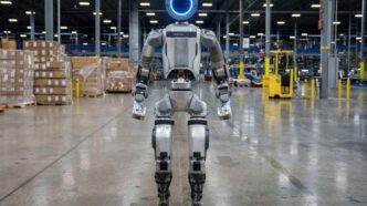 prima-tara-care-pregateste-masuri-de-ajutor-social-pentru-angajatii-care-vor-fi-inlocuiti-de-roboti.-muncitori-mai-ieftini-decat-oamenii-devin-o-realitate-inevitabila